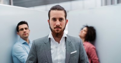 VP advocates for underpaid employee's 18% raise, CEO refuses and spends 3x as much money to replace him