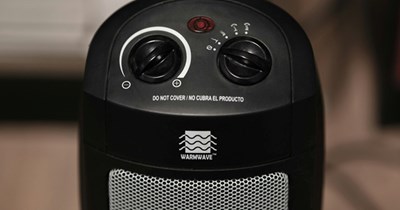 Older employee uses space heater at work, refuses to turn it off as she is the first to leave the office: 'She burns the building down'