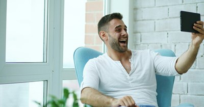 Employee builds app to track how many times coworker says 'circling back' in meetings: 'Recently [he said it] 23 times in a 56 minute sync'