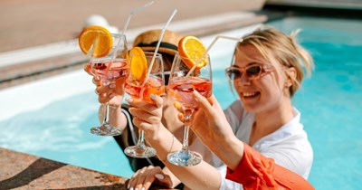 Neighbor sends her kids over to homeowner's pool without asking first, homeowner puts her foot down