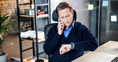 Entitled new hire is 2 hours late to their first shift, then tries to get their coworker to lie to management to cover for them; he refuses