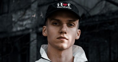 27-year-old spends $100K worth of inheritance from his grandma, demands his single mom give him her $600K condo