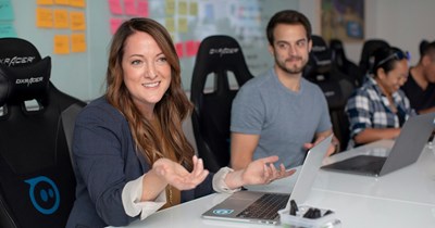 Annoying coworker continually pushes colleague to strive for higher position, it backfires: 'This place will fall apart without me'