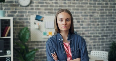 ‘You shouldn’t have a maid, you are not busy enough!’: Coworker criticizes young professor for hiring household help, tries to shame her at a work dinner for not doing her own chores, pushing the lecturer to shut it down and cut her out