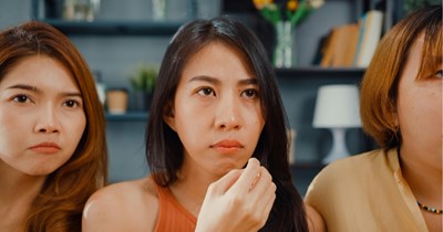 27-year-old tenant pays extra rent to keep her home office private, stands her ground when her roommate tries to give it away to guests: ‘That was the deal from day one’