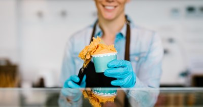 Florida theme park goer refuses to listen to ice cream shop worker explaining why sherbet needs a cup, drops it on the pavement, then demands a remake and a cleanup: ‘She said "you need to clean this up," I refused’ 