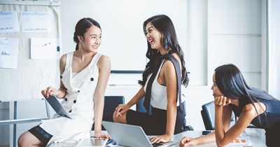 10+ Employees share their office dramas