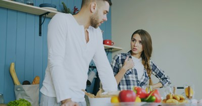 Husband refuses to eat his wife’s spaghetti after finding out she blended 6-day-old leftovers into the sauce: ‘Made me feel sick.’