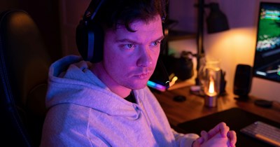 Neighbor secretly uses resident's WiFi for 8 months, owner only finds out when he casually complains about the speed: 'Honestly you should call your provider' 