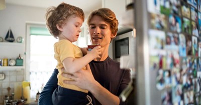 Woman refuses to let her roommate move her boyfriend and his 2 kids into their 2 bedroom apartment: 'She said I’m being selfish and unsupportive of her relationship.'