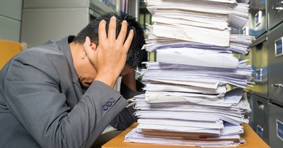 Old school boss demands all IT logs get printed and put on his desk every morning, backpedals after getting buried in paperwork: 'I stacked it all up in a massive teetering pile that was about two feet high'