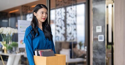 ‘Pack up today’: Manager refuses to accept employee's 2 weeks' notice, ends their employment on the spot instead, leaving the employee baffled