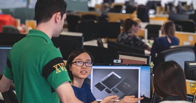 Woman breaks up with graphic designer because they use AI for work, sparking up an ethical argument: 'It's cheating!'