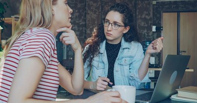 Employee turns office against coworker who announced she didn't like her: 'No girl, you were trying to soft launch your 1-sided beef'