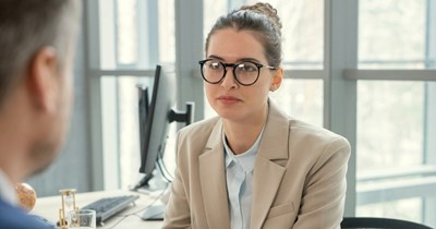 Unsympathetic job recruiter learns valuable lesson after one of the interviewees he belittled lands a senior position and gets him fired: ‘I’m glad he has the life he deserves.’