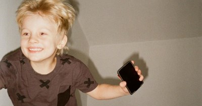 Rambunctious 5 and 7-year-old nephews break everything, so uncle only agrees to watch his sweet 4-year-old niece, their mom throws a fit but uncle stands his ground: ‘[They’re] little walking tornados!'