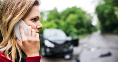 31-year-old woman charges friend $800 for leaving her stranded at a wedding 4 hours from home with no car