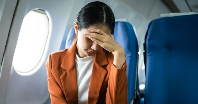 Passenger yells at mother after her 4-year-old daughter kicked her seat for the entire flight: 'Please get your kid to stop kicking the chair, I can’t take this anymore!'