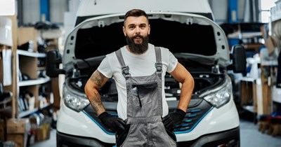 Car-savvy boyfriend replaces girlfriend’s brakes and handles her tire situation, she damages his car and argues she shouldn’t pay because he earns slightly more: ‘I don’t think it’s unreasonable to expect her to fix the damage’