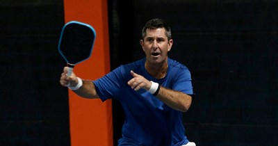 Guy books a pickleball court through the official city system and gets called out by freeloading regulars who invented their own queue and never told anyone about it