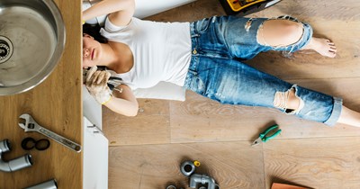 Homeowner stands up for what's right when home renovator suddenly demands full payment: 'That doesn't even make sense. I'm paying what was agreed upon'