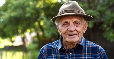 Entitled neighbor sues homeowner for $55k over a late-night parking light after getting previous about the same issue lawsuit dismissed