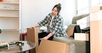 Neighbor won't stop knocking on new tenant's door and asking for any extra furniture, they decide to confront her: ‘I'm not a furniture store'