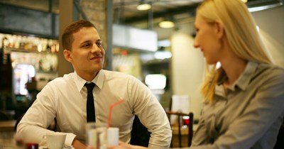 28-year-old hiring manager fires employee on the spot after they were 1 hour late to first training, asks for manager's Snapchat