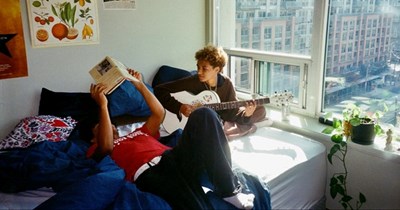 18-year-old brother with 16, 13, and 12 year old siblings surprises his parents by moving out to get away from their irritating habit
