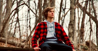 16-year-old brother refuses to go to family therapy after finding out sister plans to use the session to blame him for their father's leaving: ‘She wished I didn't exist’