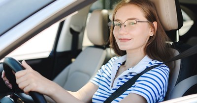 32-year-old Brother of a 21-year-old woman is furious she got her driver’s license before his wife, who failed her own test: ‘He is still upset over this thing and at the way that I am’