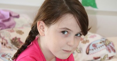 10-year-old sister steals $300 from her 19-year-old sibling: 'I told her it could've been $3000 that she stole, so I wasn't that mad at her.'