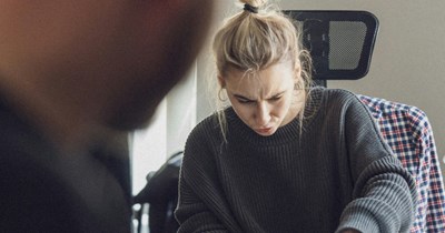 Teacher forbids boss from posting AI-generated picture of her on Facebook, boss almost bursts into tears: 'She got MAD'