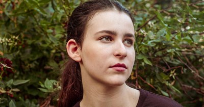 16-year-old calls her single mom greedy because she bought an iPad for her small business instead of buying her a new phone: 'It seems like she has money, but always doesn’t have it for me.'
