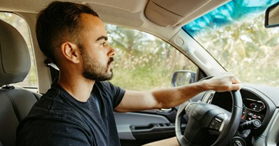 Friend group's default driver refuses to go on a lake trip after no one chips in for gas up front, friends blame him for cancelling the trip: ‘[We] already bought food’