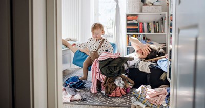 Dad criticizes stay-at-home mom of an 8-month-old and a 2-year-old for not greeting him with a kiss when he comes home from work: 'The 1950s called. They want their man back.'