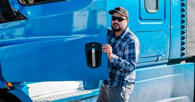 Blue-collar trucker finally has it with manager always messing with him, so he quits and leaves 2 hours' worth of bolts to sort through: ‘[He] got a taste of his own medicine.’