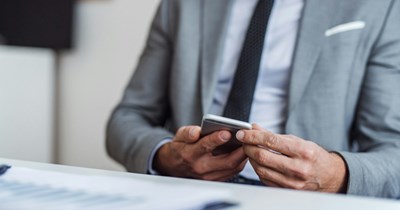 HR department demands employee's personal phone, installs location tracking app on it: 'I questioned this'