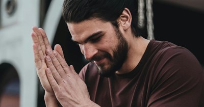 Senior operator follows his new manager’s order to stop making independent decisions, until manager Phil changes his mind after spending two weeks approving every minor fix, and one costly redo