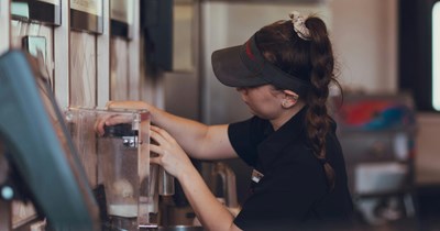 17-year-old provides two week notice for fast food job, doesn't turn up for last shift after manager's reaction: 'I don't need to go to a job I hate anymore'