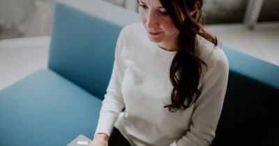 Company lowballs promoted employee's new raise by $5,000 below market value, quits live on camera during all-company meeting: ‘She was good. Like, really good.’