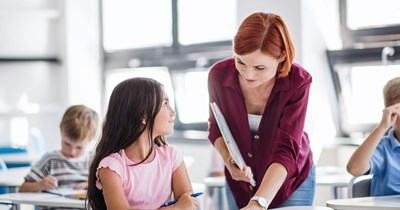 Teacher Fails Middle School Student for Being 'Really Poor': 'I thought I did actually pretty good... But then I get my grade afterwards. I failed.' 