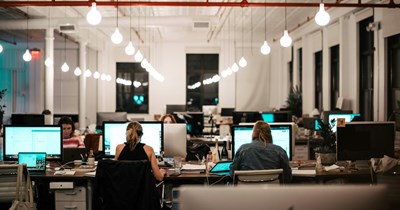HR accidentally sends entire company the results of employees' engagement survey, leading all employees to read through the unfiltered feedback: ‘There were very pointed remarks about management’