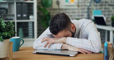 Employee considers resigning after $72k salary offer because they paid the previous employee $86k: 'I am extremely disappointed and feel insulted by the raise' 