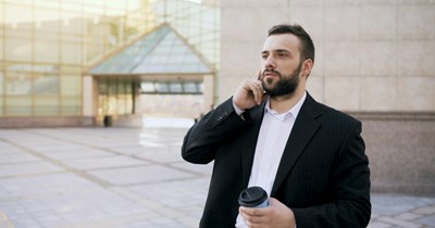 Candidate rejects job offer due to low compensation, leading recruiter to call candidate's current employer out of spite: ‘They asked to speak with HR’