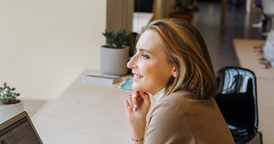 Gen Z employees demand “tone indicators,” older coworkers study and use them seriously, but young workers still get offended, and the whole thing gets dropped: ‘I’m here to do a job. That job is not babysitting anyone’s feelings’