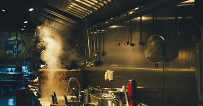 Server does exactly what the chef tells him, even though he knows it causes problems, just to prove he was right all along. When confronted, he just said: ‘He told me the other day that I was not supposed to touch anything because that was not my job.’