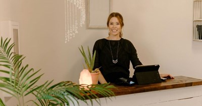 Massage Therapists Torment Spa Receptionists, Constantly Berate Them for Not Doing Tasks Outside of Their Job Descriptions