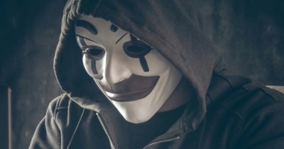 Employee finds out his anonymous feedback was never anonymous and is being called to have a personal meeting with the manager: 'It turned upside down when my manager called me out in front of the entire team and mocked about the review i gave'