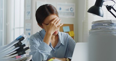 Employee gets back at demanding colleague by submitting tasks at the last minute and causing her to almost miss deadlines: ‘I'm watching her spin out’